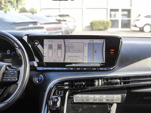 Used 2021 Toyota Mirai XLE w/ Advanced Technology Package image 16
