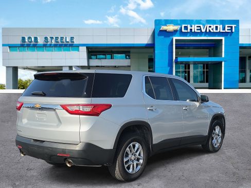 Certified 2021 Chevrolet Traverse LS FWD image 4