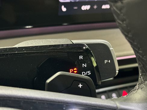 New 2026 Audi Q3 quattro 2.0T AWD/4WD image 21