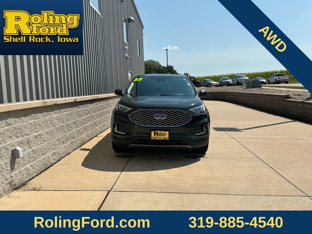 Used 2023 Ford Edge SEL w/ Convenience Package AWD/4WD image 4