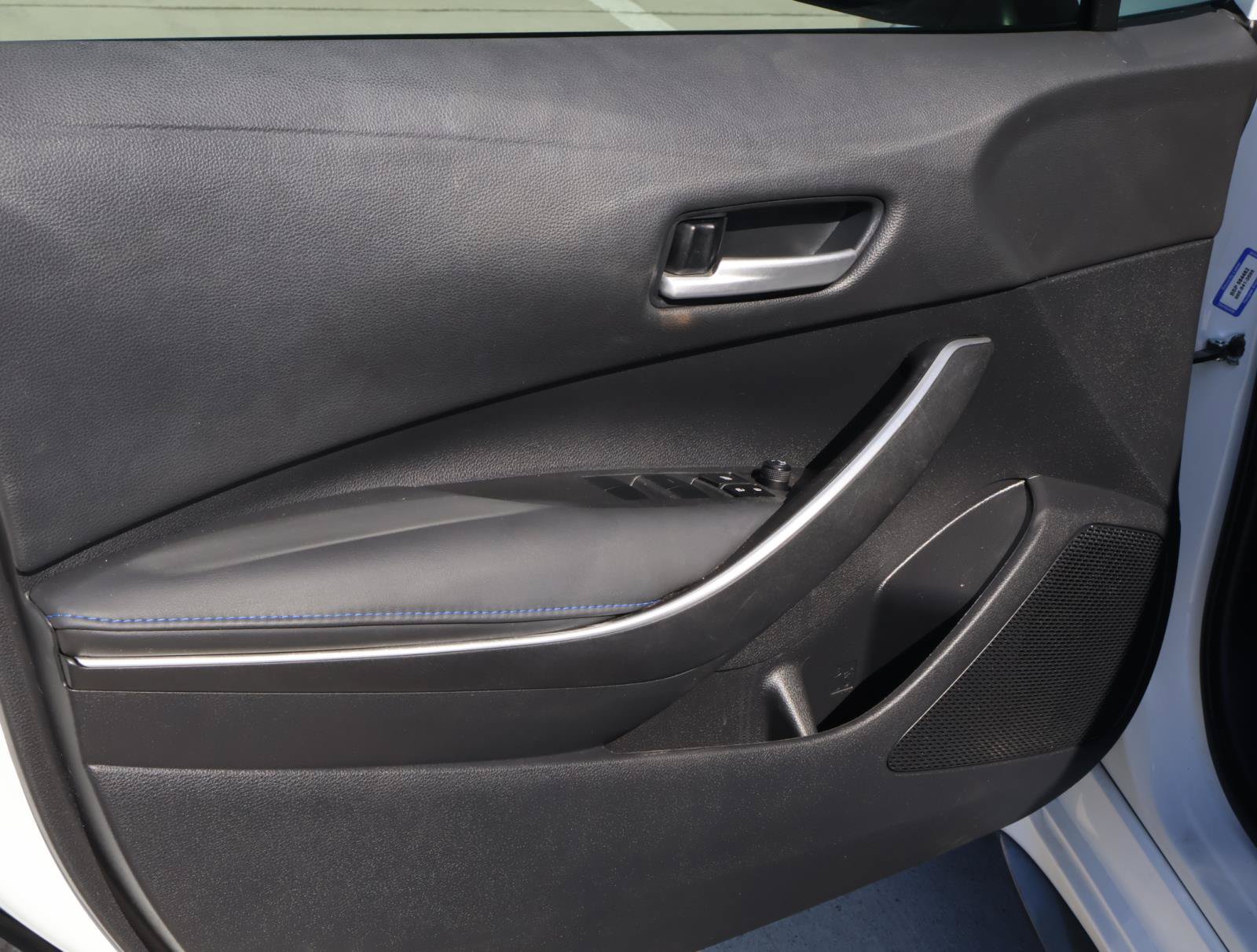 Used 2022 Toyota Corolla SE FWD image 14