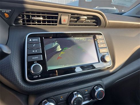 New 2025 Nissan Kicks Play S image 24