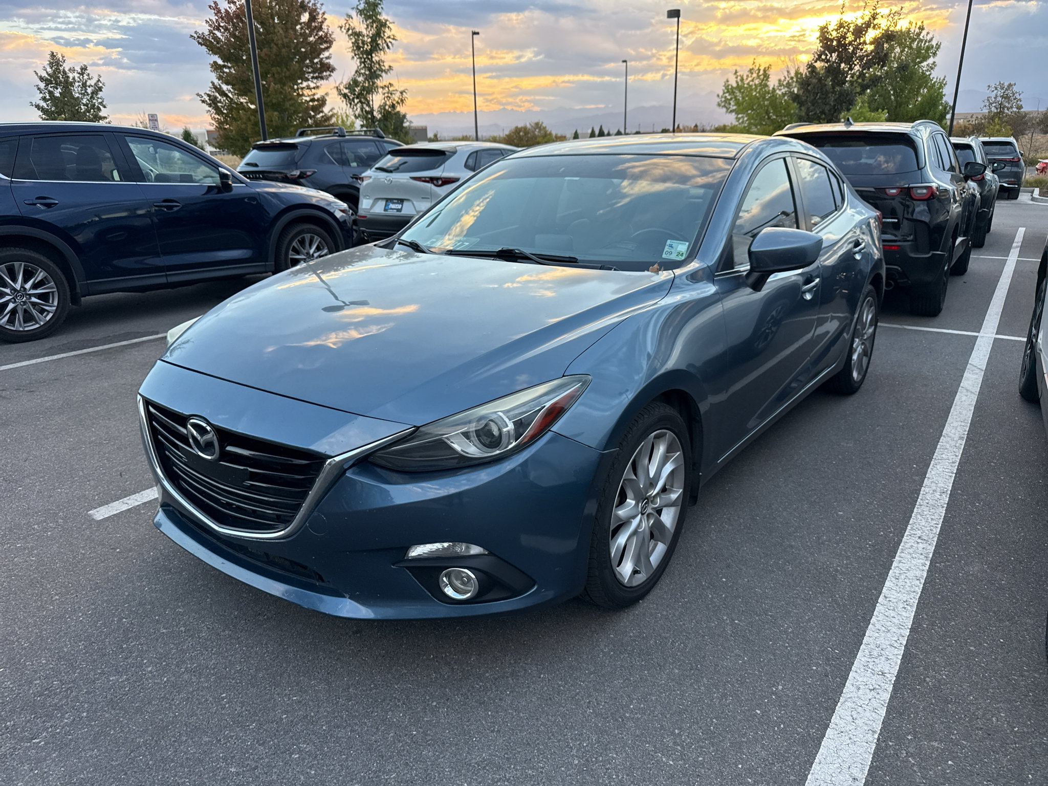 Used 2015 MAZDA MAZDA3 s Grand Touring FWD image 2
