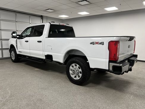 Used 2023 Ford F350 XLT w/ FX4 Off-Road Package image 9