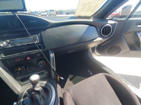 Used 2013 Scion FR-S image 11
