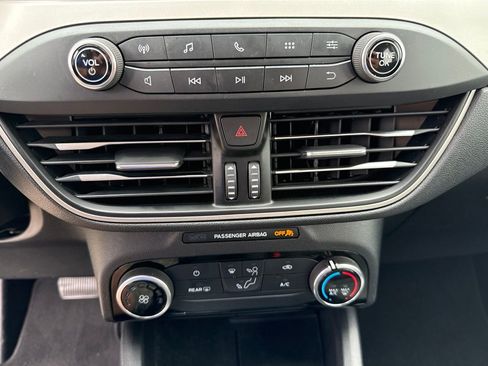 Used 2022 Ford Escape S AWD/4WD image 24