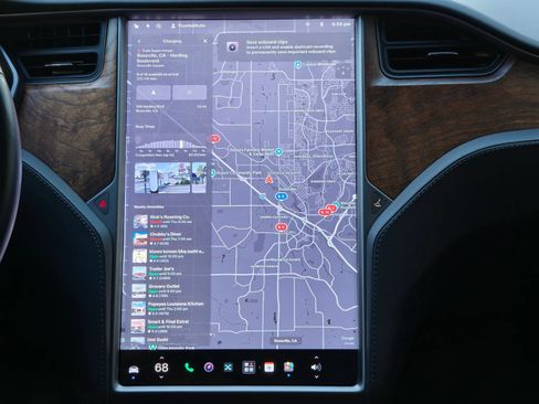 Used 2020 Tesla Model S Long Range Plus AWD/4WD image 19