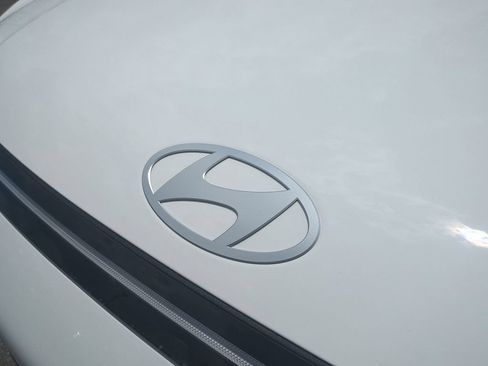 New 2026 Hyundai Kona SEL Premium FWD image 13