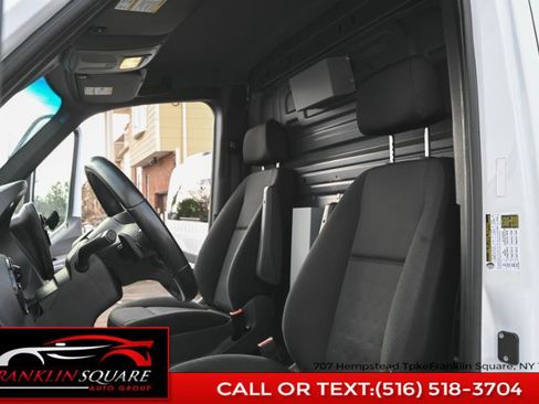 Used 2022 Mercedes-Benz Sprinter 1500 image 18
