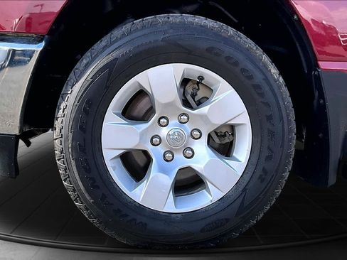Used 2024 RAM 1500 Big Horn AWD/4WD image 8