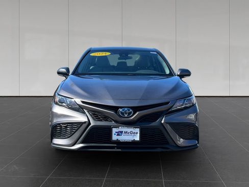 Used 2024 Toyota Camry SE image 8