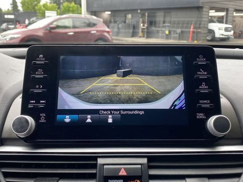 Used 2022 Honda Accord Sport image 26