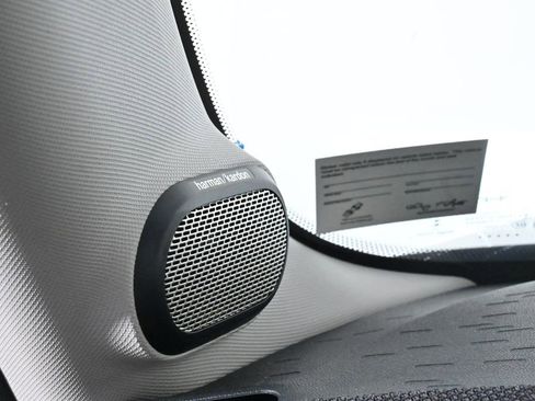 Certified 2025 MINI Cooper S FWD image 18
