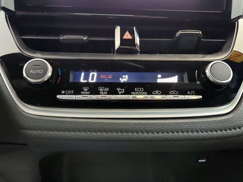 Used 2024 Toyota Corolla SE FWD image 30