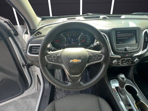 Used 2020 Chevrolet Equinox LT image 13