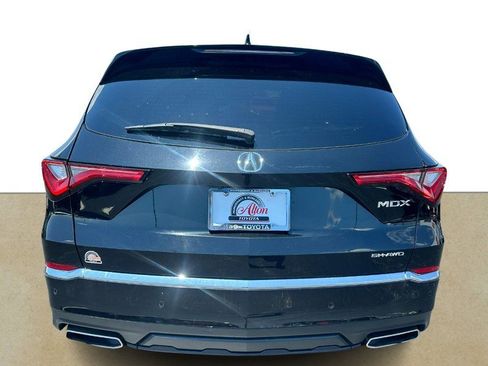 Used 2023 Acura MDX SH-AWD w/ Technology Package image 5