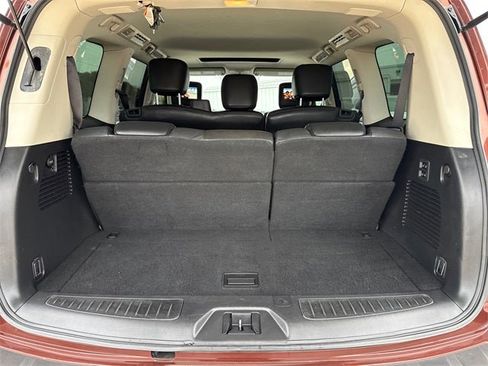 Used 2018 Nissan Armada Platinum w/ Interior Lighting Package image 12