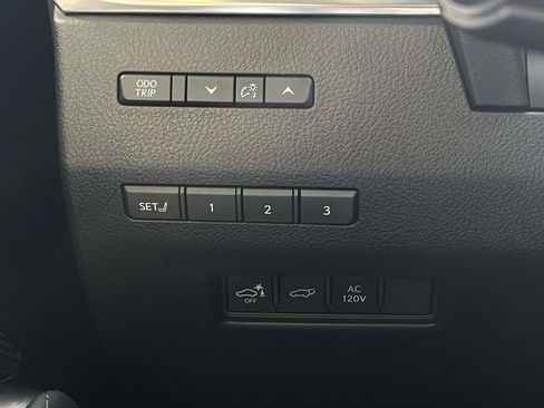 Used 2024 Lexus GX 550 w/ Accessory Package (Z1) AWD/4WD image 26