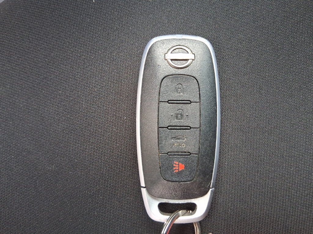 Used 2025 Nissan Sentra S FWD image 32