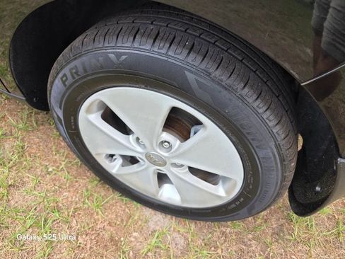 Used 2016 Kia Soul FWD image 14