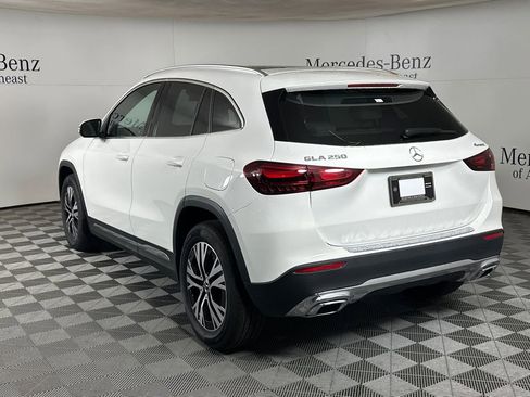 New 2026 Mercedes-Benz GLA 250 4MATIC image 5
