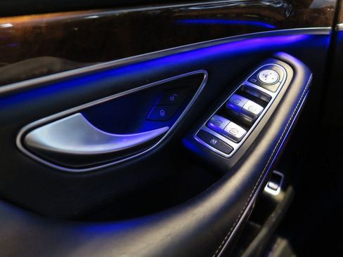 Used 2014 Mercedes-Benz S 63 AMG 4MATIC Sedan image 34
