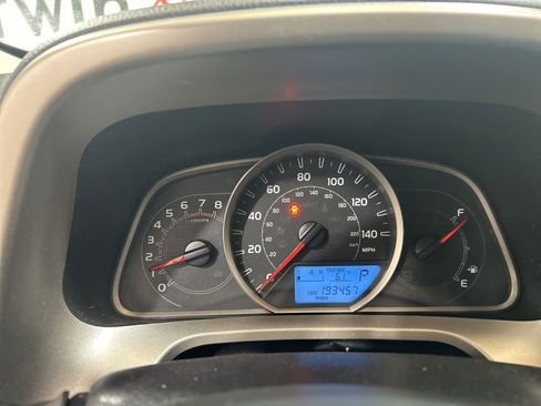 Used 2013 Toyota RAV4 XLE image 26