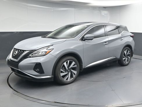 Used 2023 Nissan Murano SL w/ SL Moonroof Package FWD image 3