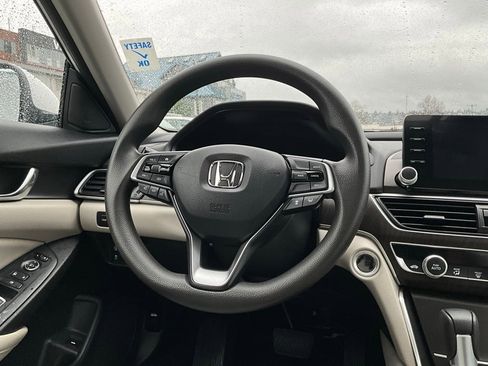 Used 2019 Honda Accord EX image 19
