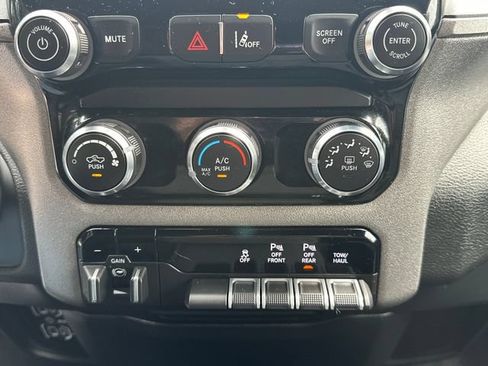 Used 2025 RAM 1500 Tradesman w/ Night Edition AWD/4WD image 32