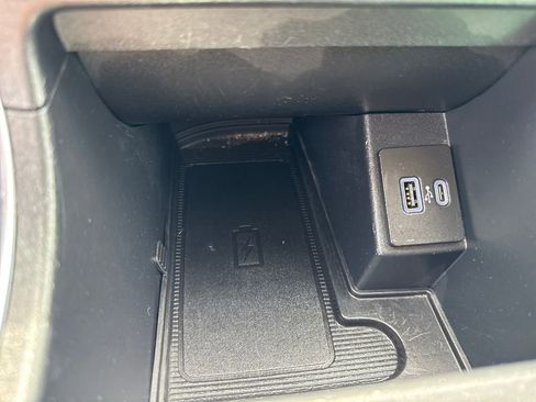 Used 2021 Ford Edge Titanium w/ Cargo Accessory Package FWD image 17