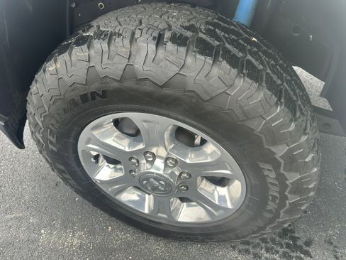 Used 2024 RAM 2500 Big Horn w/ Off Road Package image 6