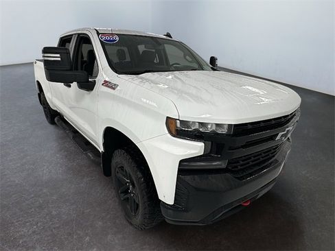 Used 2020 Chevrolet Silverado 1500 LT Trail Boss image 1