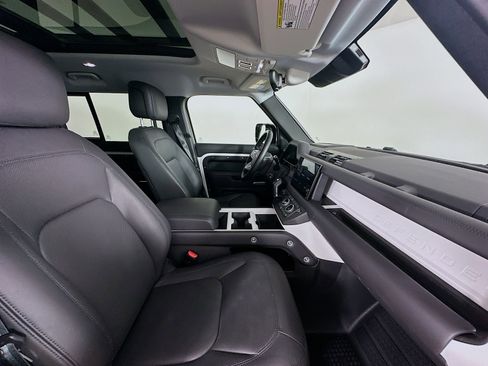 Used 2025 Land Rover Defender 110 S AWD/4WD image 46