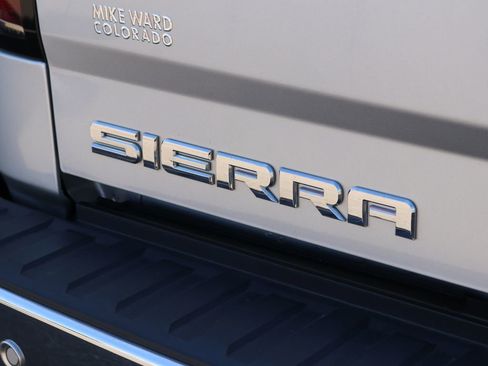 Used 2017 GMC Sierra 1500 SLT AWD/4WD image 34