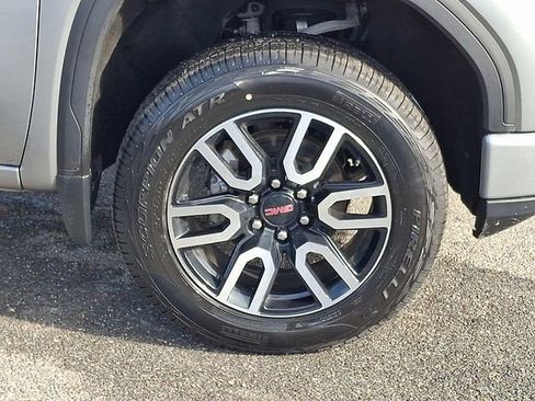 Certified 2023 GMC Sierra 1500 AT4 w/ AT4 Preferred Package image 5