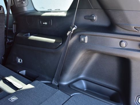 New 2025 Jeep Grand Cherokee L Altitude image 30