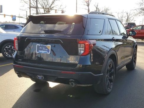 Certified 2024 Ford Explorer ST-Line w/ Class IV Trailer Tow Package image 3