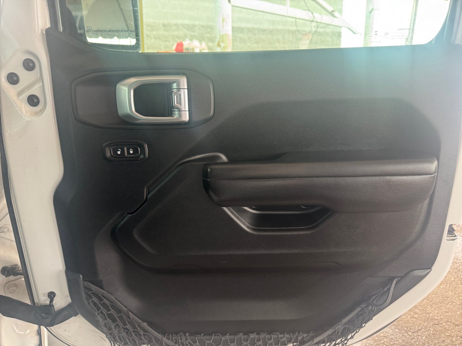 Used 2020 Jeep Wrangler Sport AWD/4WD image 16