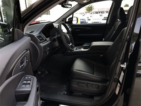 New 2025 Honda Ridgeline RTL image 9