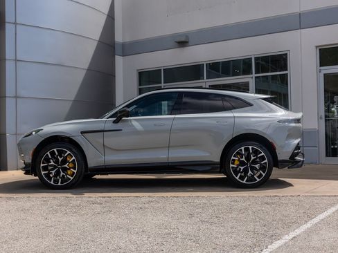 Used 2023 Aston Martin DBX 707 AWD/4WD image 21