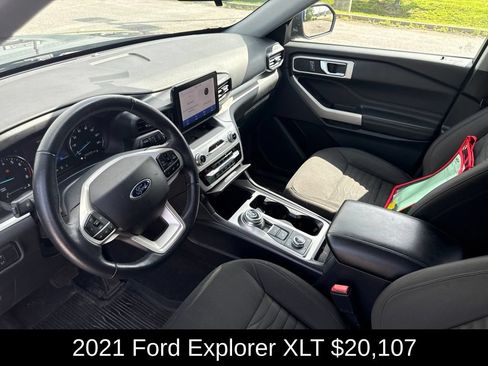 Used 2021 Ford Explorer XLT AWD/4WD image 10
