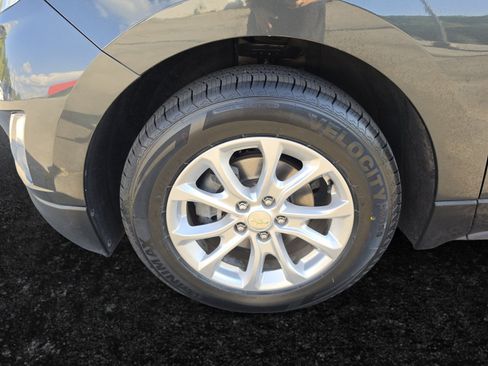 Used 2019 Chevrolet Equinox LS FWD image 27