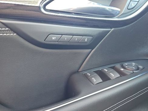 Used 2023 Buick Envision Essence FWD image 21