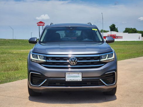 Used 2022 Volkswagen Atlas SEL R-Line AWD/4WD image 6