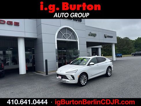 Used 2024 Buick Envista Avenir FWD image 1