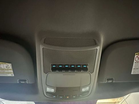 Used 2018 Ford F550 2WD Regular Cab Super Duty w/ Power Equipment Group image 29