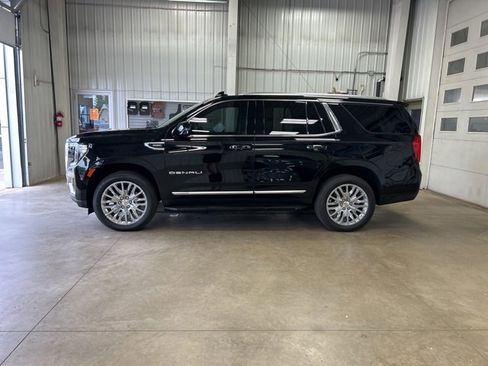 Used 2024 GMC Yukon Denali image 8