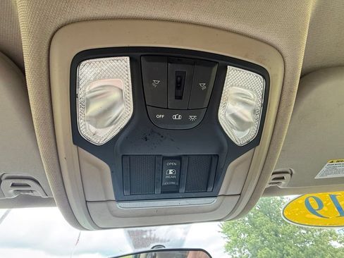 Used 2019 RAM 1500 Tradesman w/ SXT Appearance Group AWD/4WD image 25