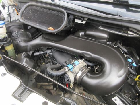 Used 2017 Ford Transit 150 130 Low Roof image 40